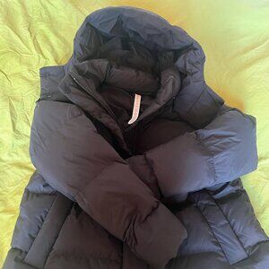 Lululemon Wonder Puff 600 Down-Fill Jacket, size 12, Black